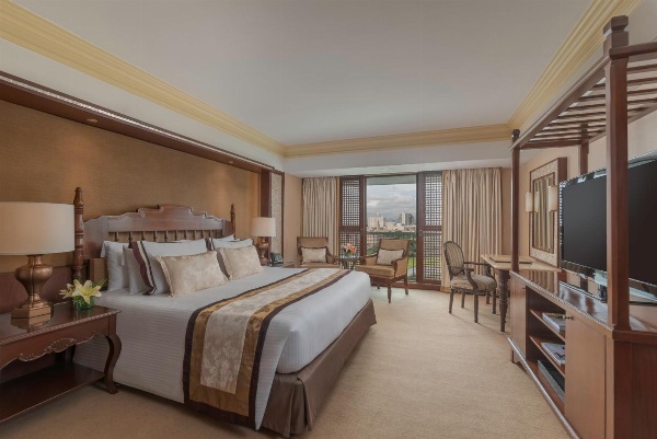 The Manila Hotel - Multiple Use Hotel image 1